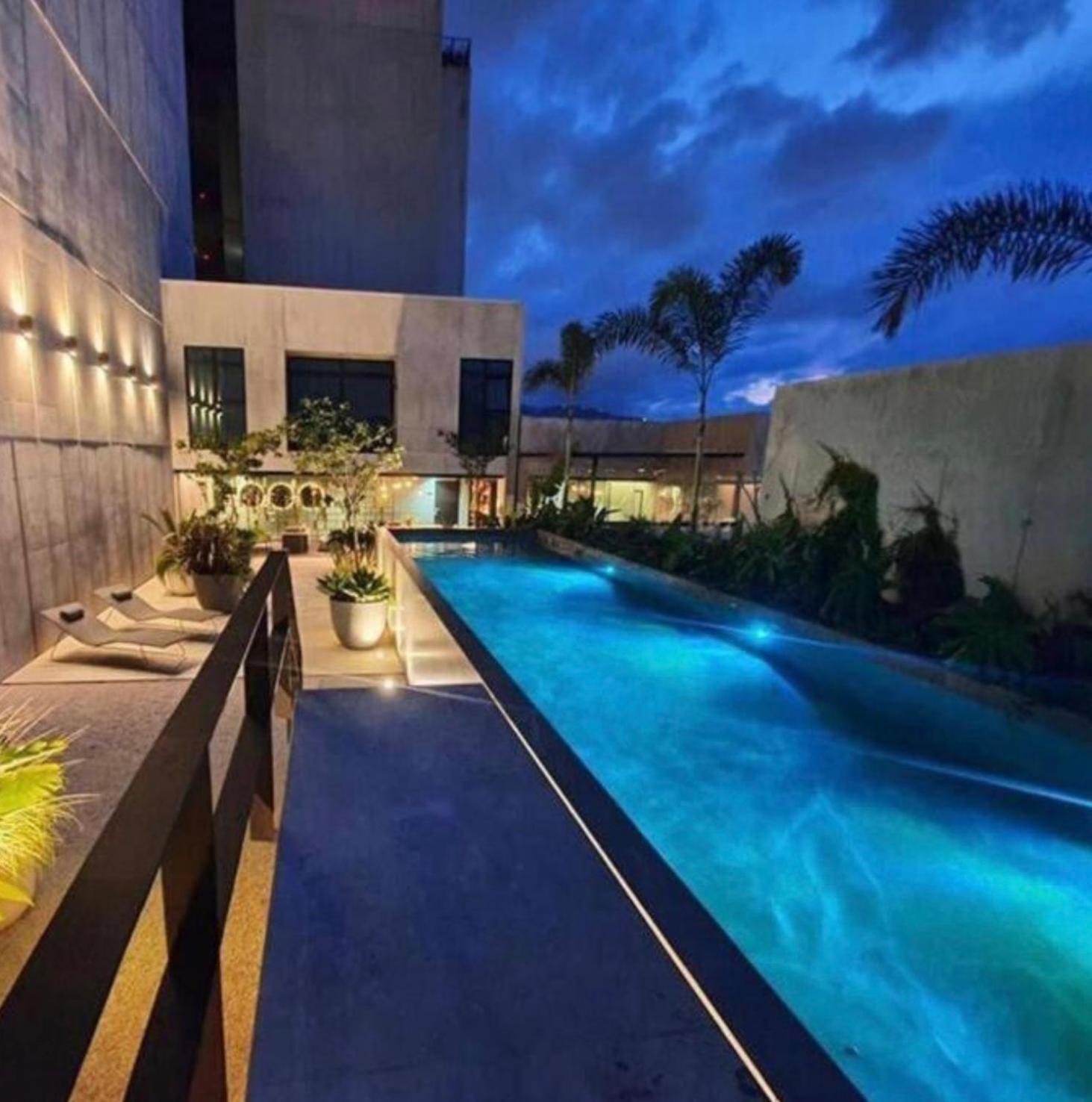 Cozy Apartment With Terrace, Sj Cosmopolitan Tower #402 ซานโฮเซ ภายนอก รูปภาพ