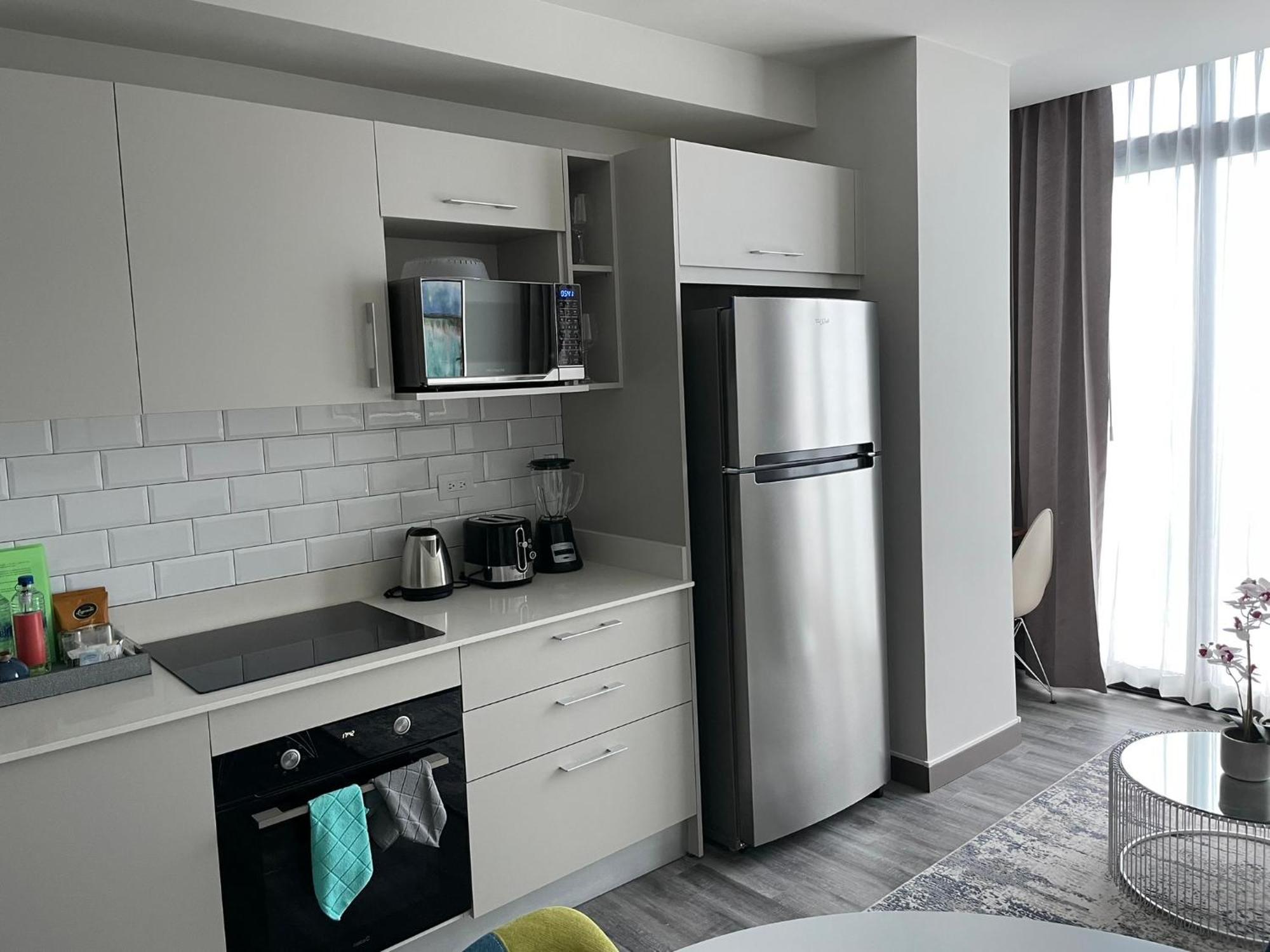 Cozy Apartment With Terrace, Sj Cosmopolitan Tower #402 ซานโฮเซ ภายนอก รูปภาพ